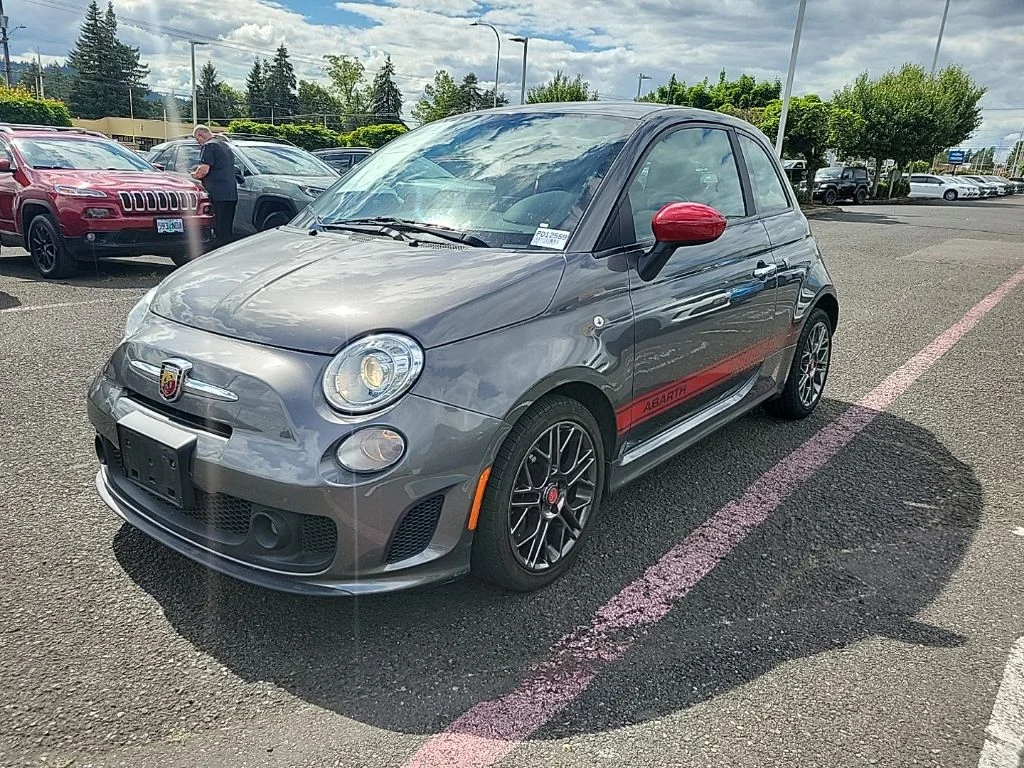 Used 2013 Silver FIAT Abarth image 2
