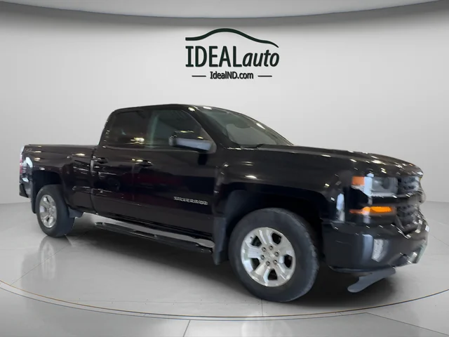 2018 Chevrolet Silverado 1500 LT Z71 4X4 Double Cab Std Box's photo