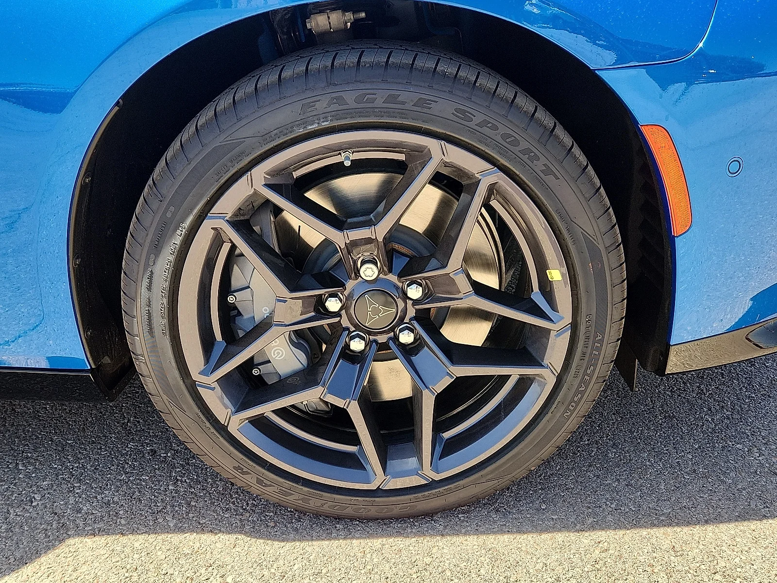 New 2026 Bludicrous  Paint Dodge SCAT PACK 4-DOOR AWD image 7