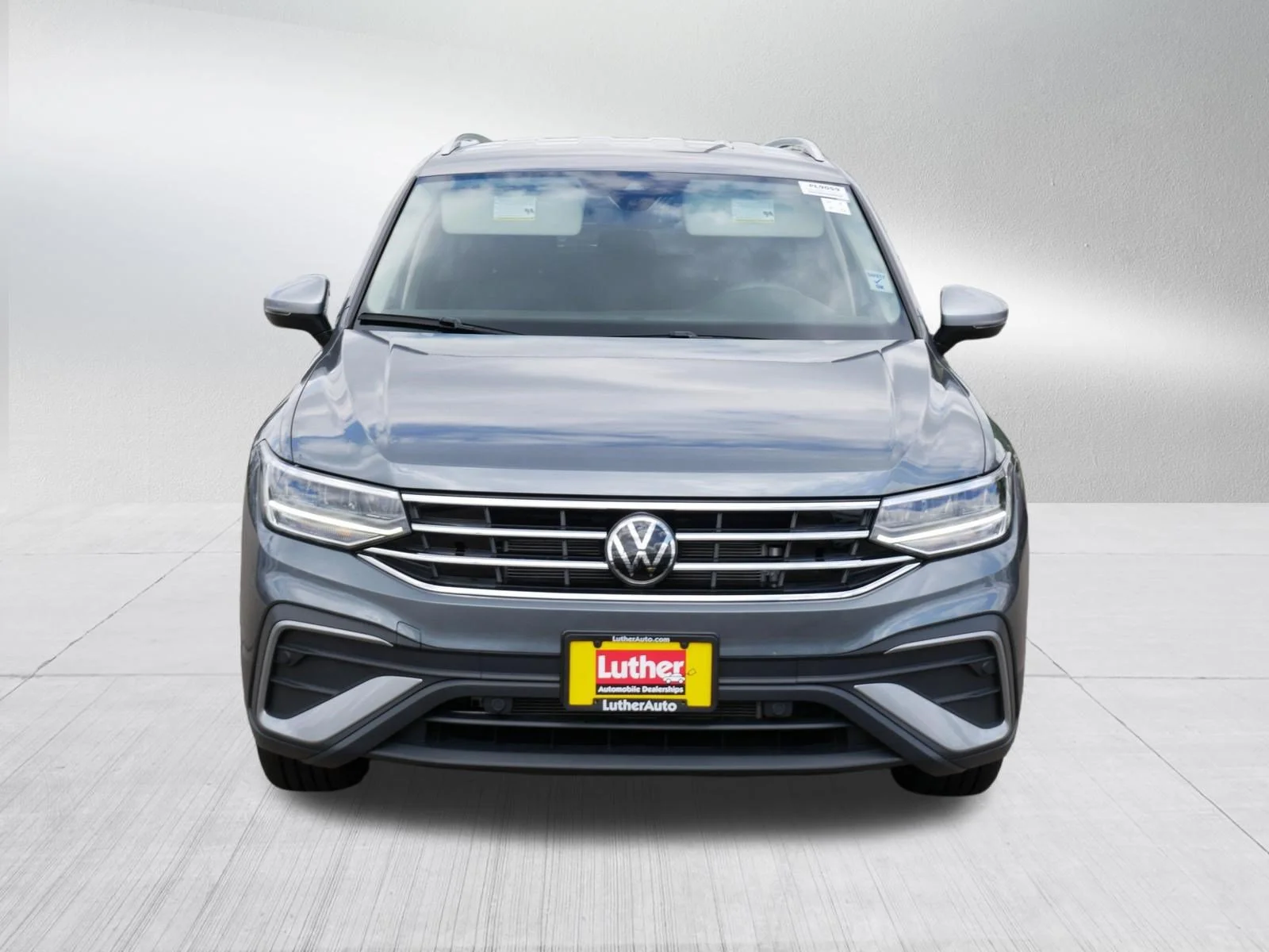 Used 2024 Volkswagen Tiguan Wolfsburg Edition with VIN 3VV5B7AX6RM232280 for sale in Brooklyn Center, Minnesota