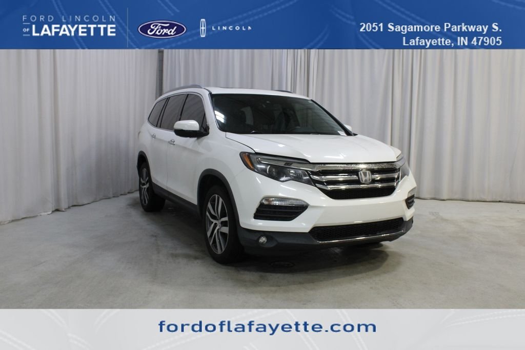 Used 2016 White Honda Elite image 1