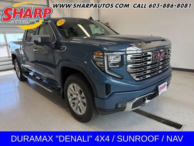 2025 GMC Sierra Denali 4WD Crew Cab Short Box's photo