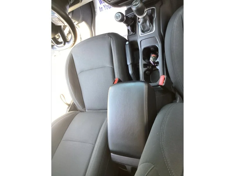 Used 2023 Black Jeep Sport S image 11