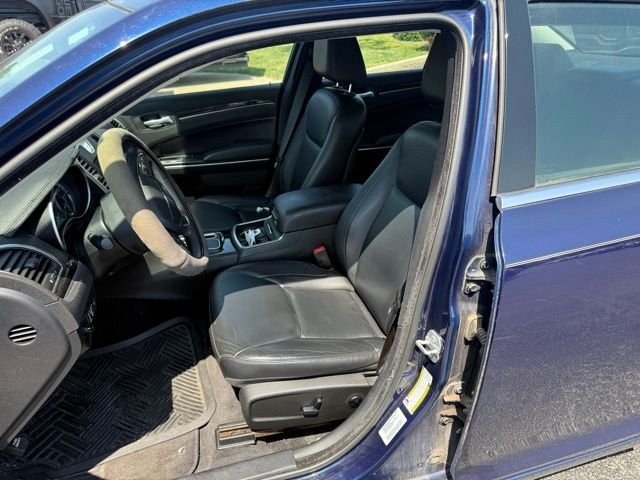 Used 2015 Blue Pearl Chrysler Limited image 8