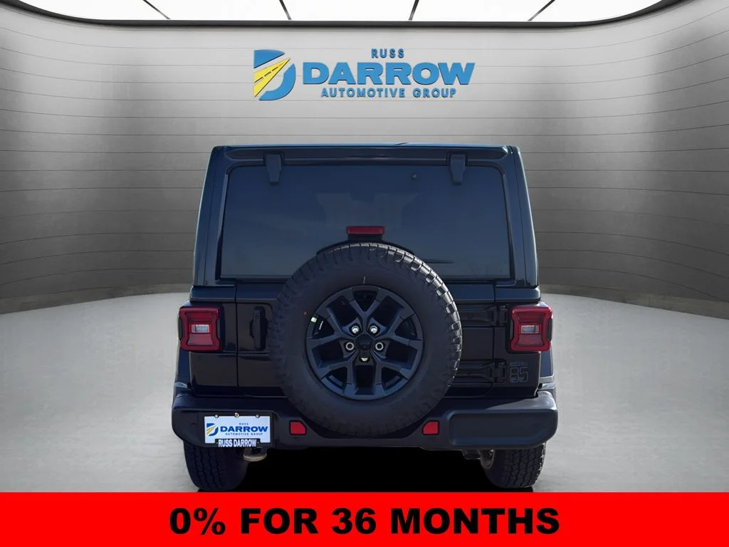 New 2026 Black Clear-Coat Exterior Paint Jeep  image 4