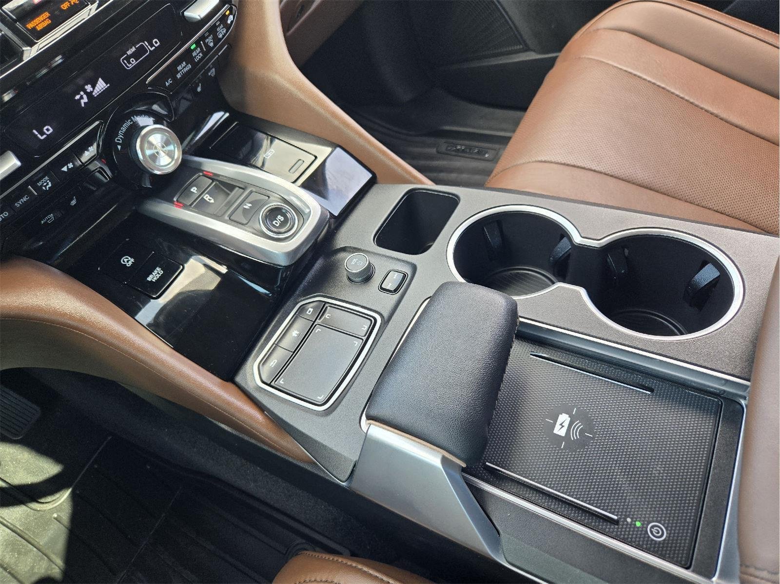 Used 2024 Liquid Carbon Metallic Acura w/Tech image 18