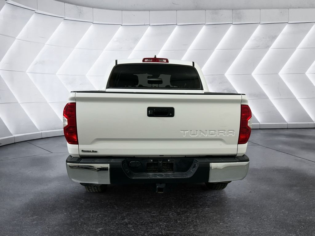 Used 2021 White Toyota SR5 image 5