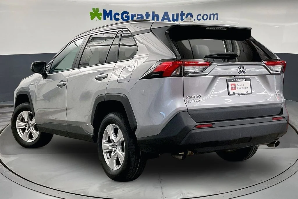 Certified Used 2021 Silver Toyota LE image 3