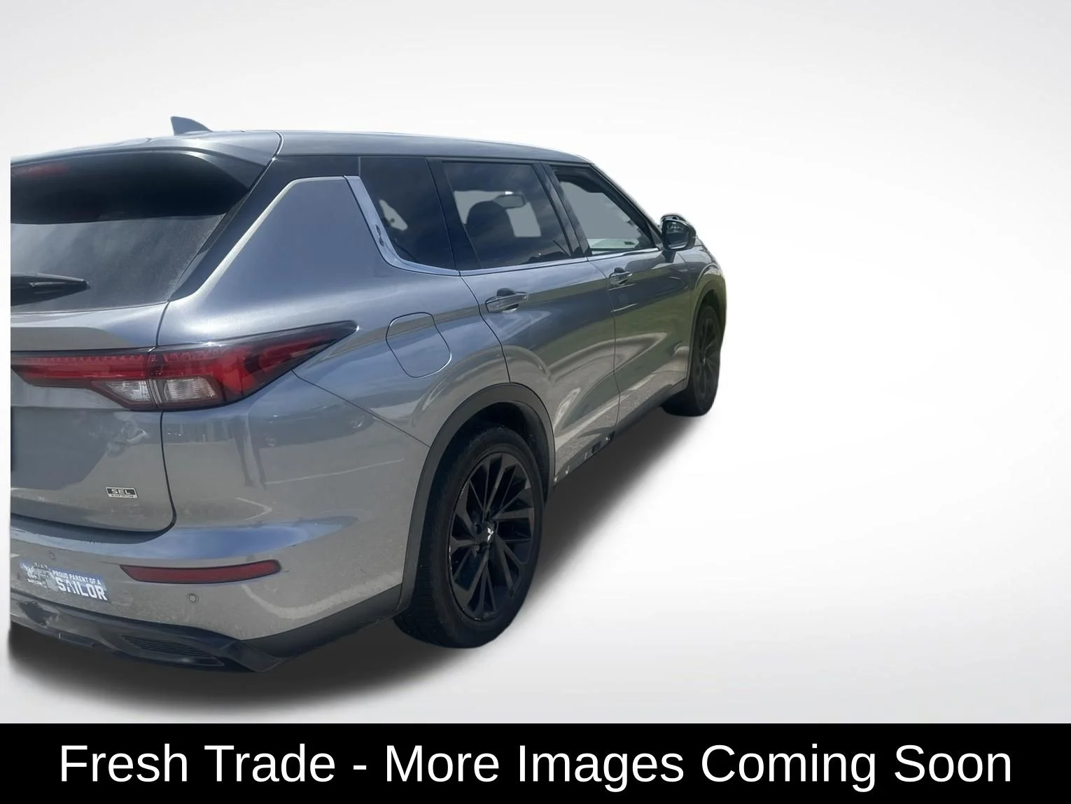 2023 Mitsubishi Outlander SEL Black Edition 2WD's photo
