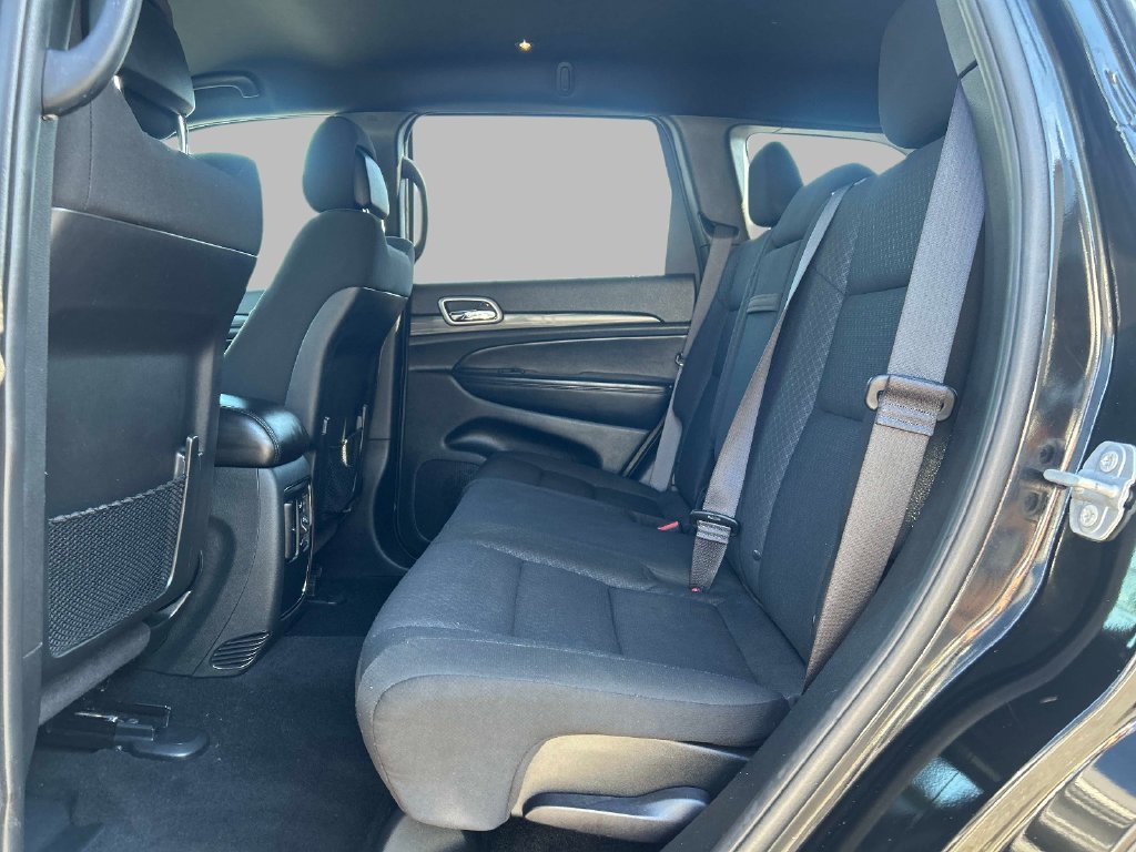 Used 2021 Black Jeep Laredo E image 16