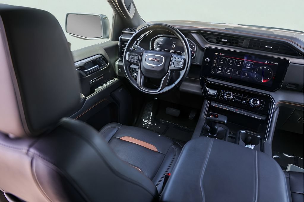 Used 2024 Sterling Metallic GMC AT4 image 25
