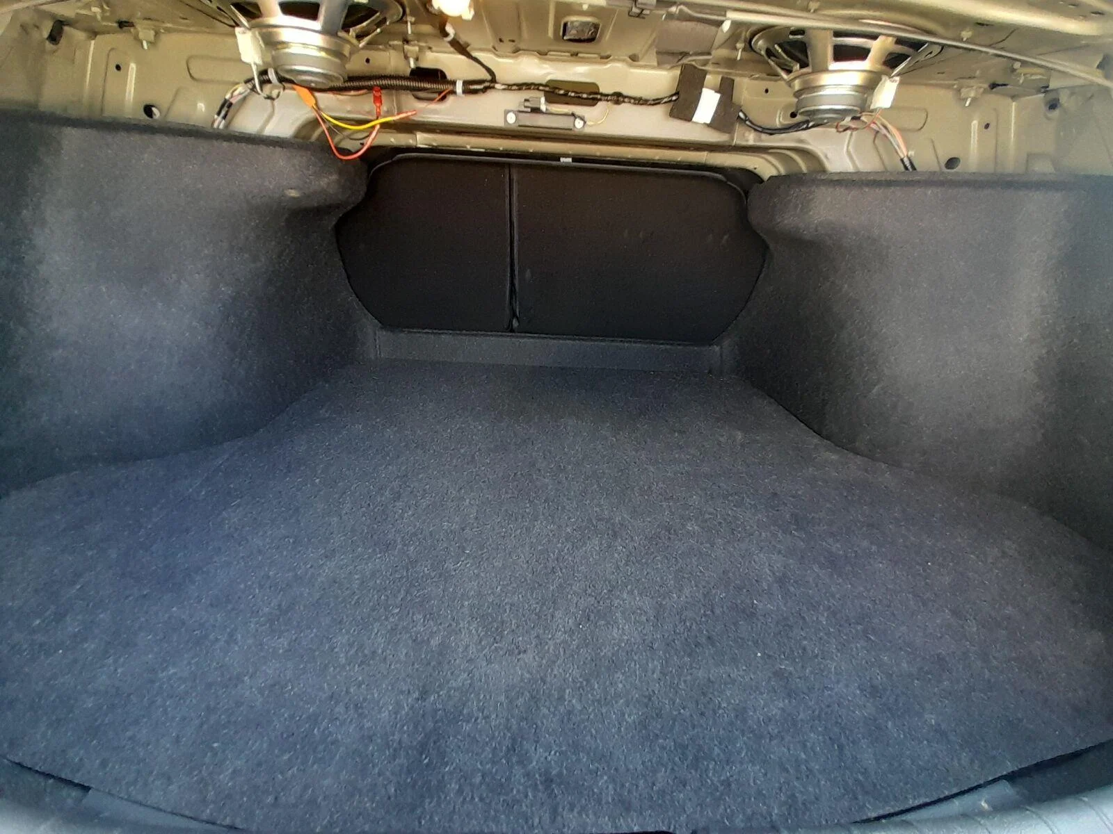 Used 2025 Super Black Nissan SR image 49