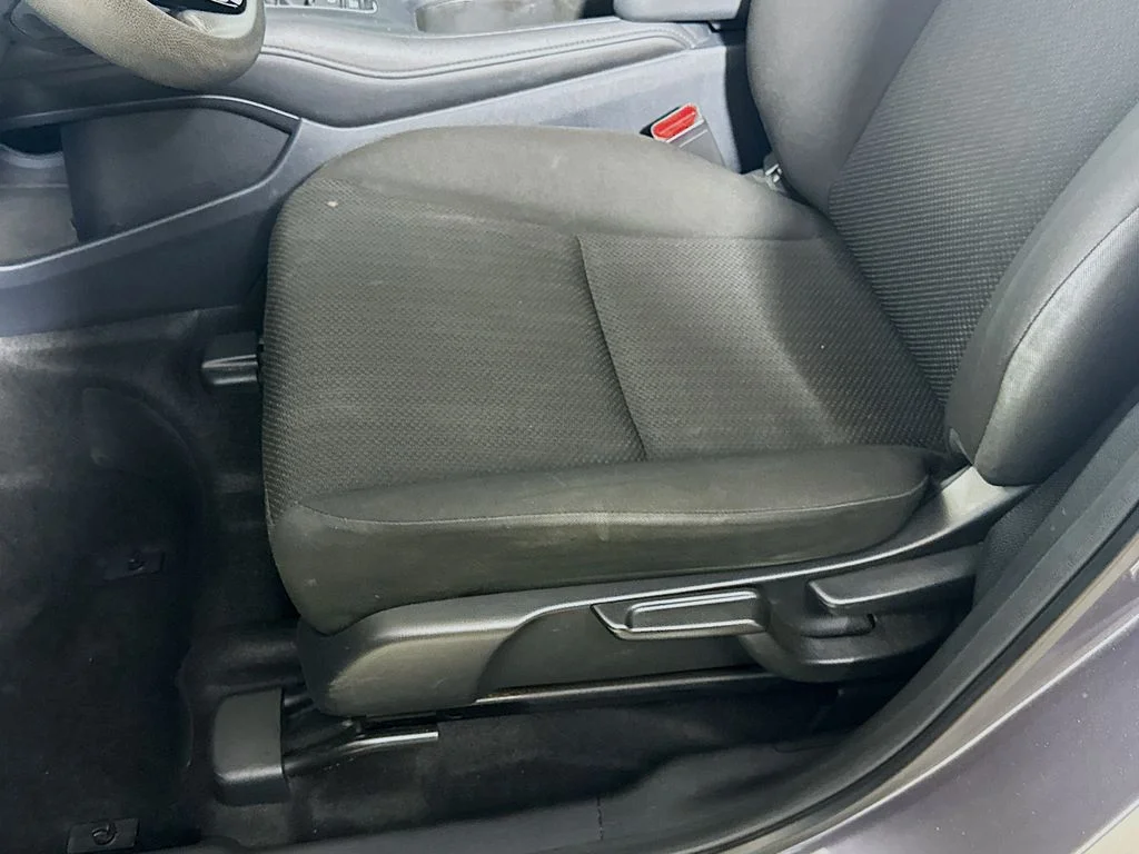 Used 2017 Modern Steel Metallic Honda LX image 18