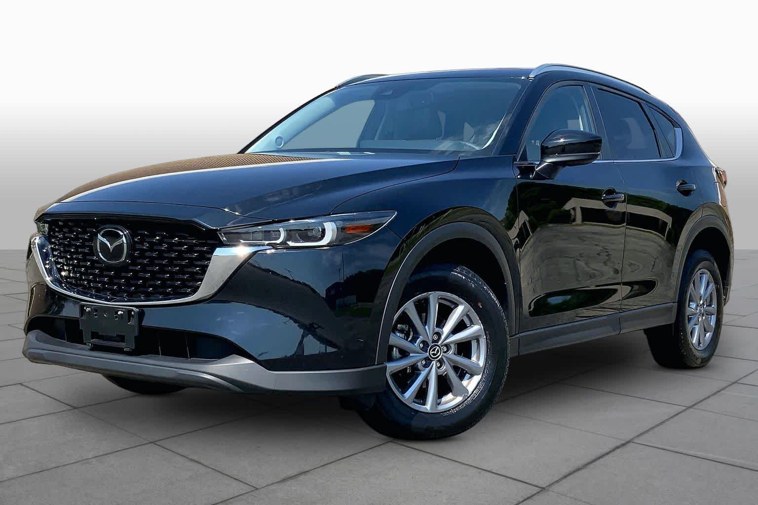 2023 Mazda CX-5 S Preferred package Auto AWD's photo