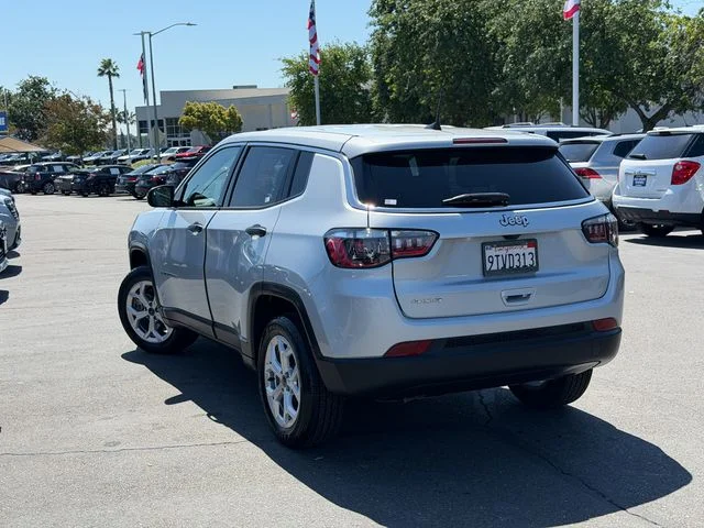 Used 2025 Silver Jeep Sport image 9