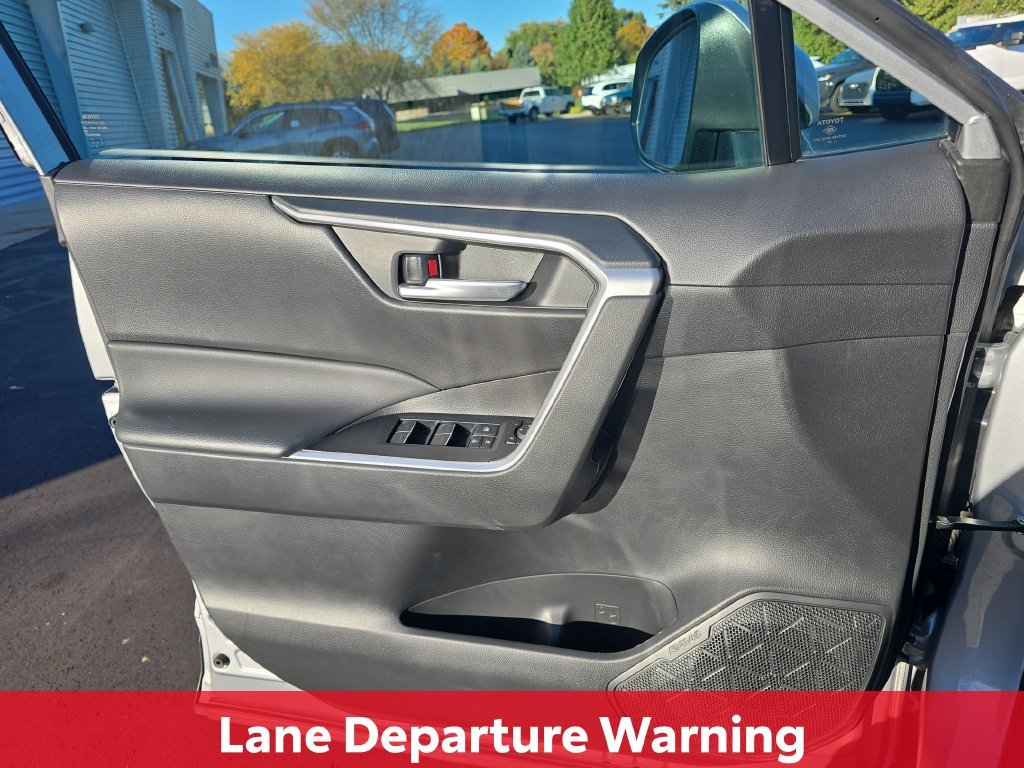 Certified Used 2025 Silver Toyota XLE image 33
