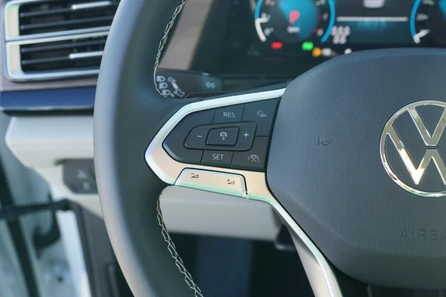 2026 Volkswagen Atlas SE w/Tech - Photo 26