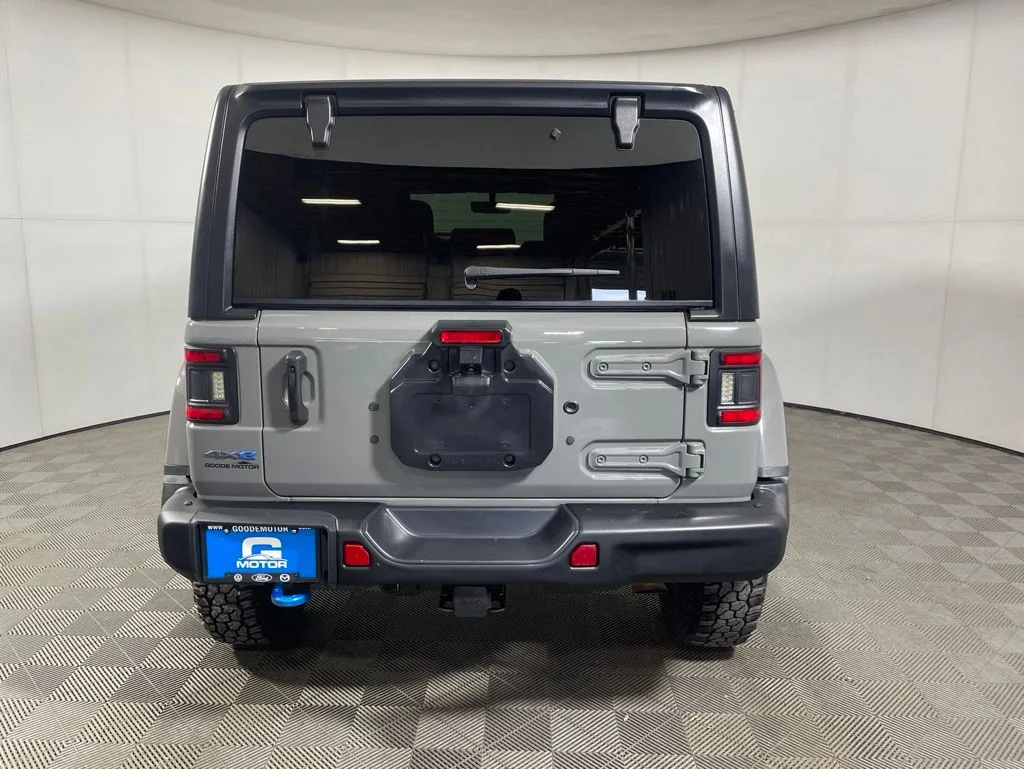 Used 2023 Gray Clearcoat Jeep Rubicon 4xe image 6