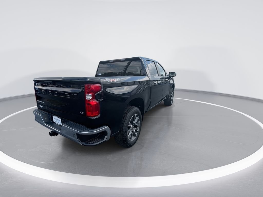 Used 2023 Black Chevrolet LT image 8