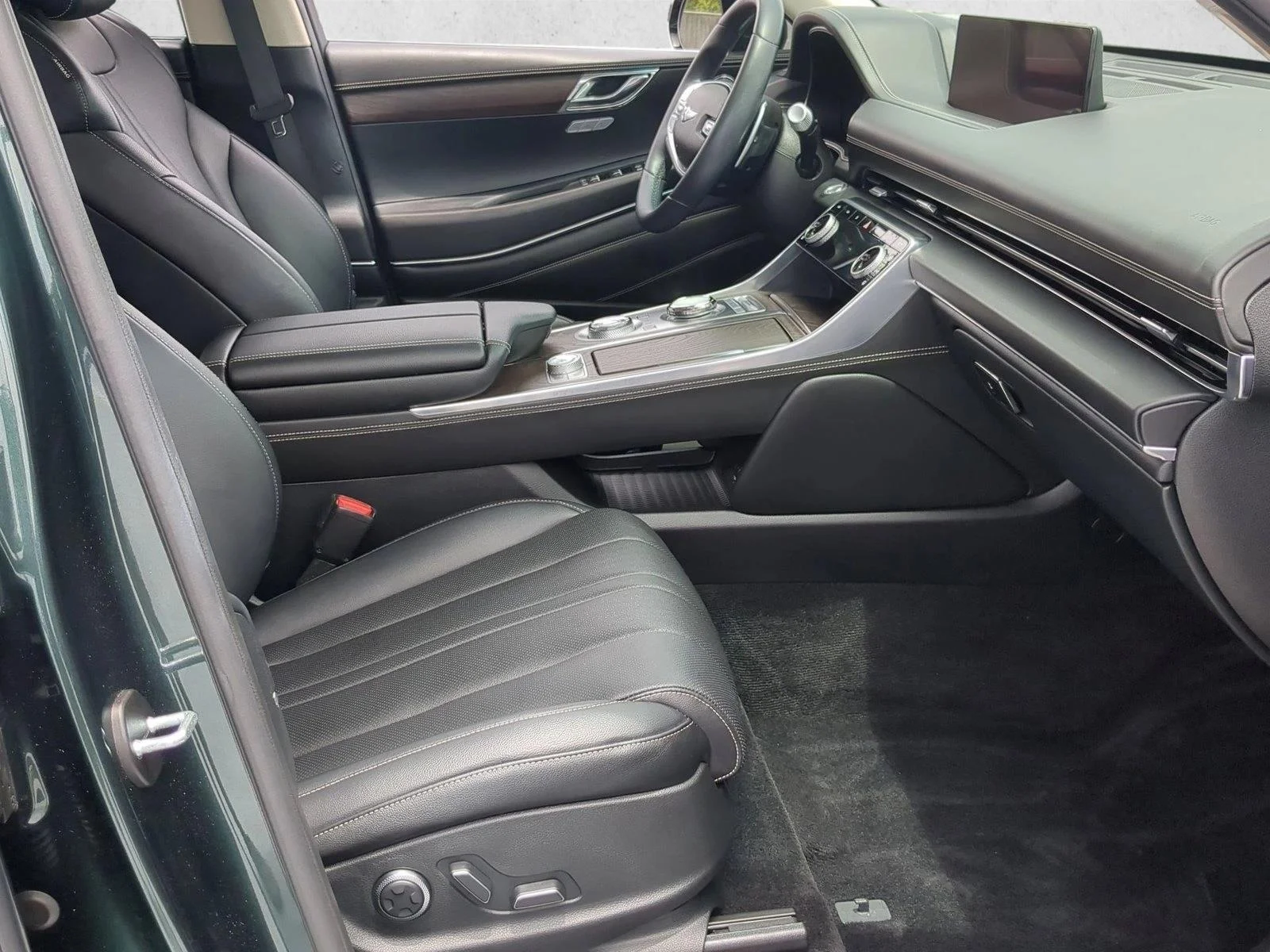 Used 2024 Cardiff Green Genesis  image 22