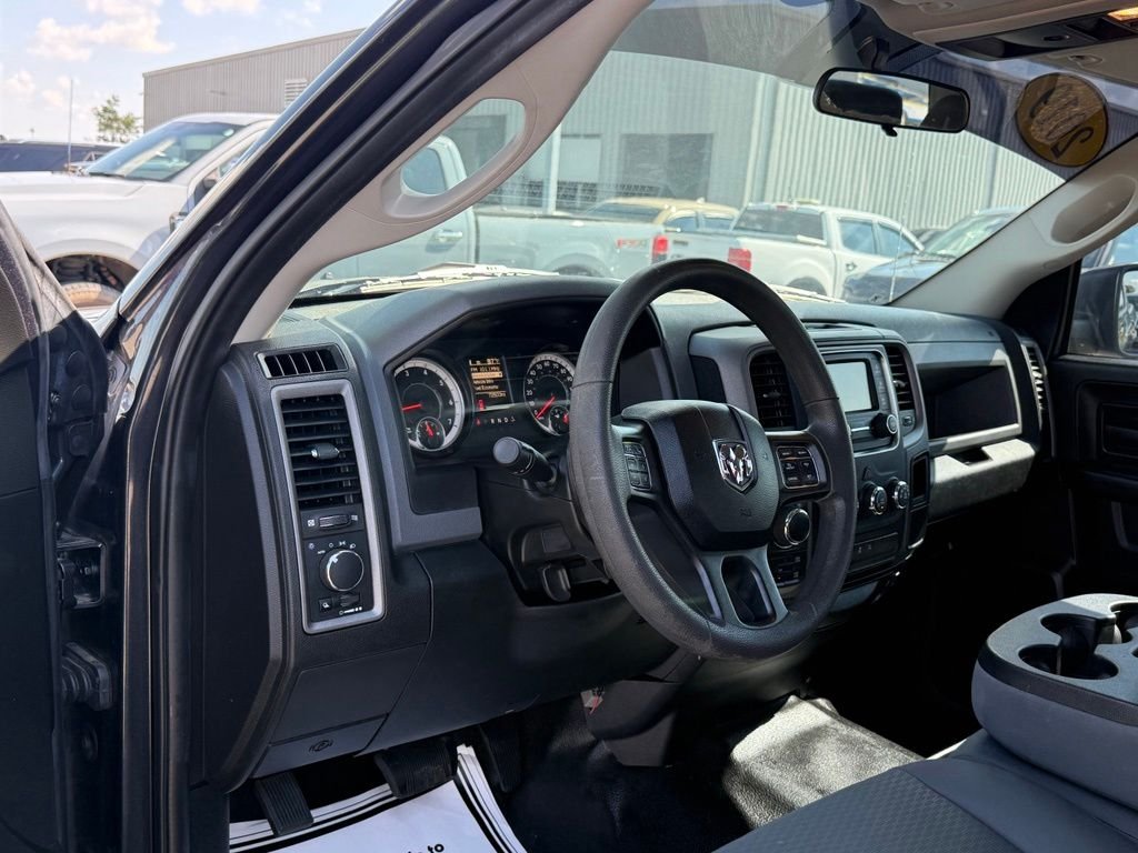 Used 2019 Gray Ram Tradesman image 4