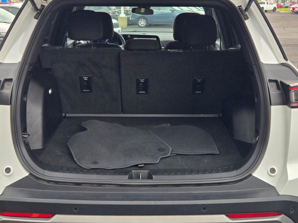 2025 Chevrolet Equinox LT - Photo 14