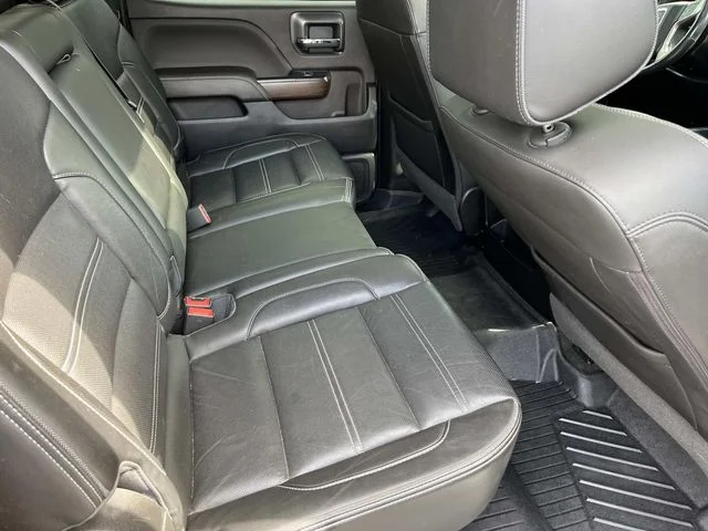 Used 2018 Silver GMC Denali image 21