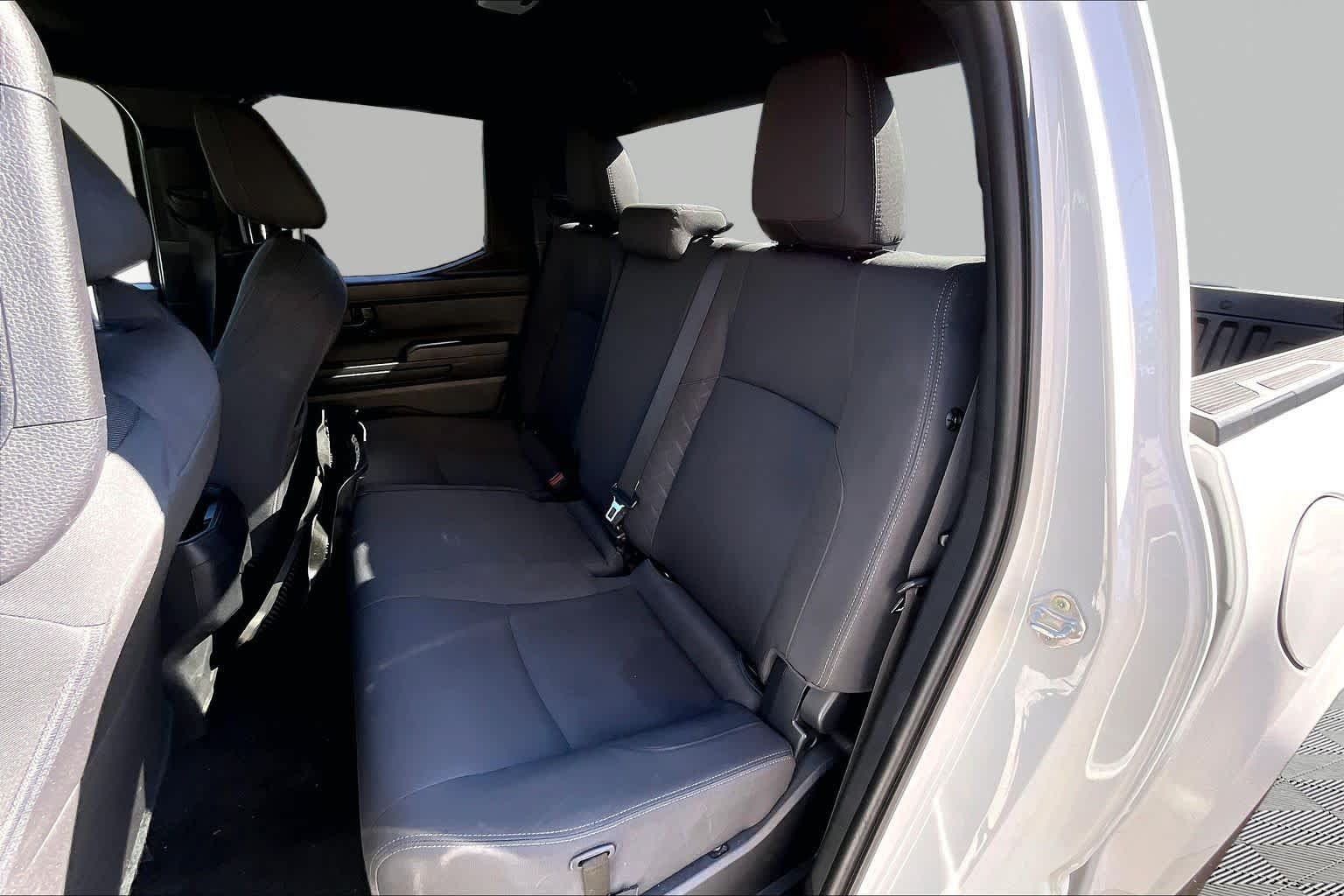Used 2025 Ice Cap Toyota SR5 image 21