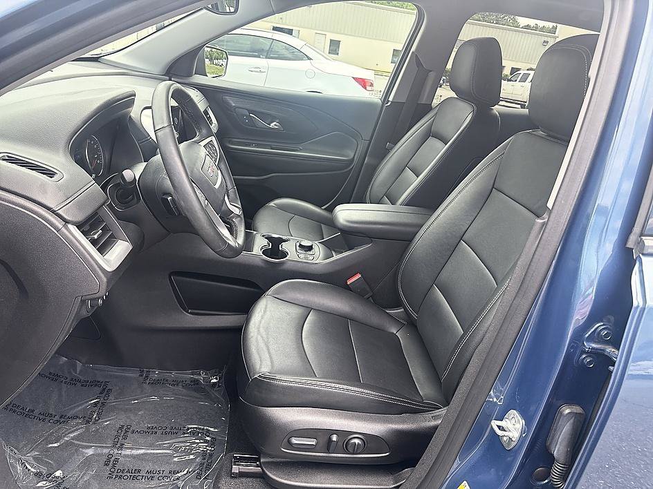 Used 2024 Downpour Metallic GMC SLT image 14