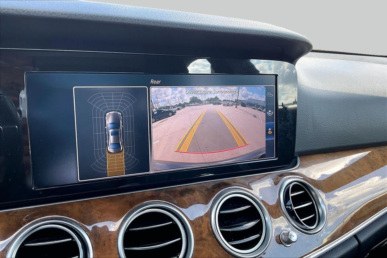 Used 2017 Selenite Grey Metallic Mercedes-Benz E 300 Sport image 29