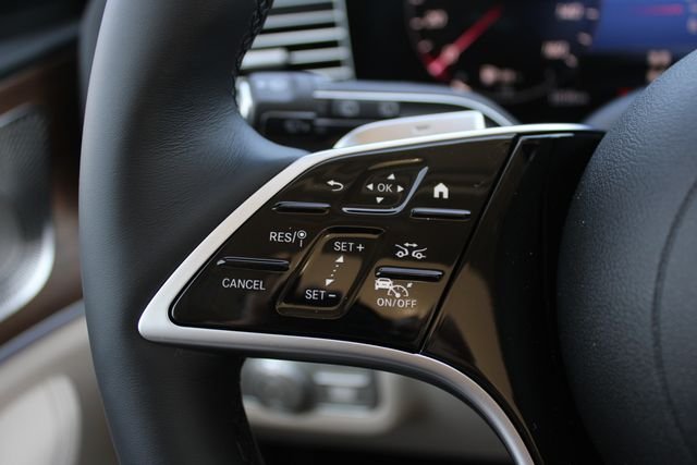 New 2026 Polar White Mercedes-Benz GLS 450 image 11