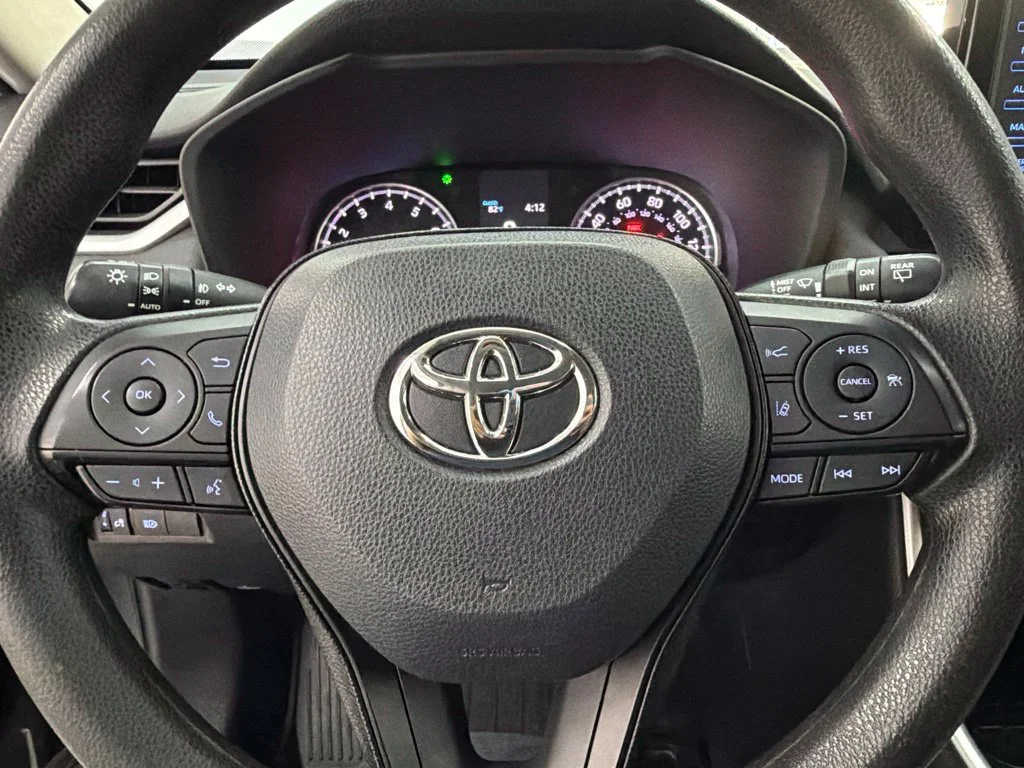 Used 2021 Gray Toyota XLE image 16