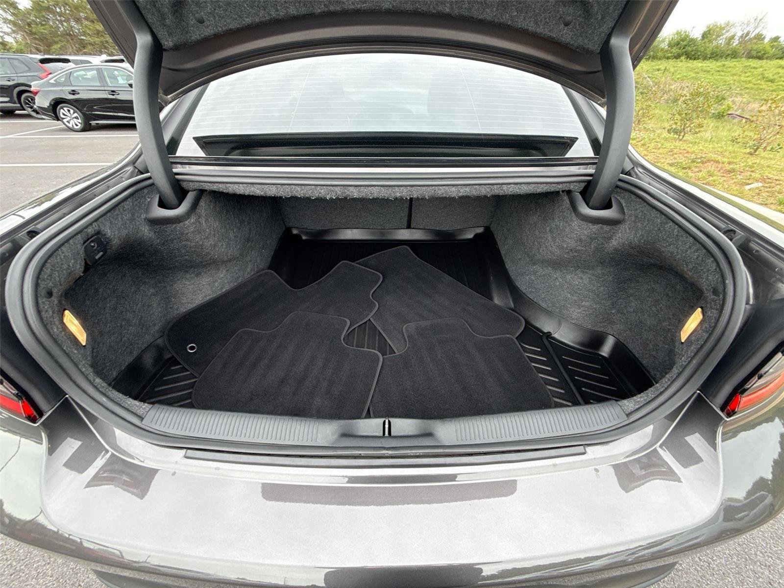 Used 2020 Granite Pearlcoat Dodge Scat Pack image 17