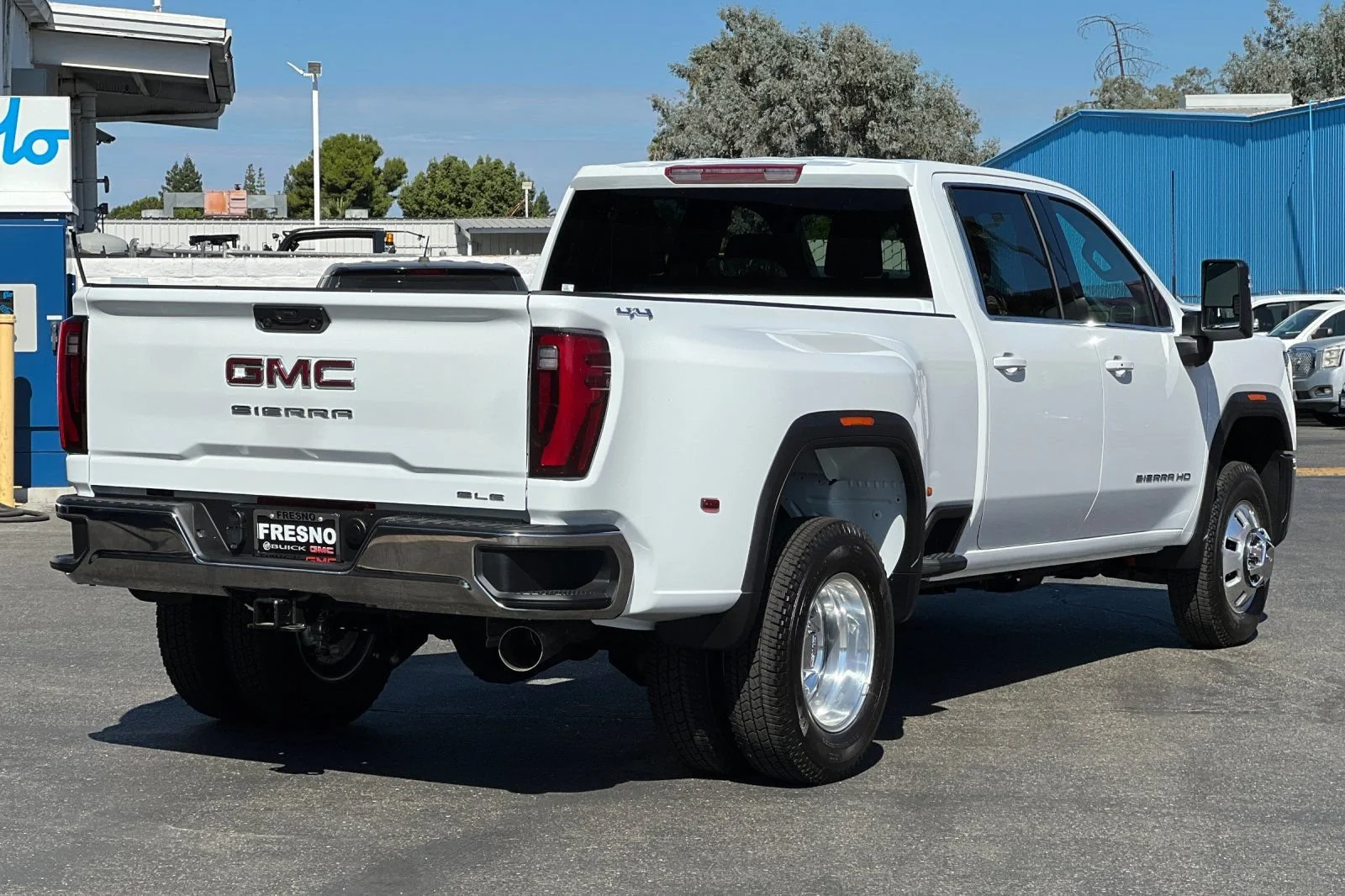 New 2026 Summit White GMC SLE DRW image 4