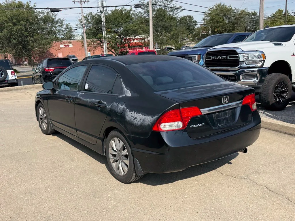 Used 2011 Black Honda EX image 8