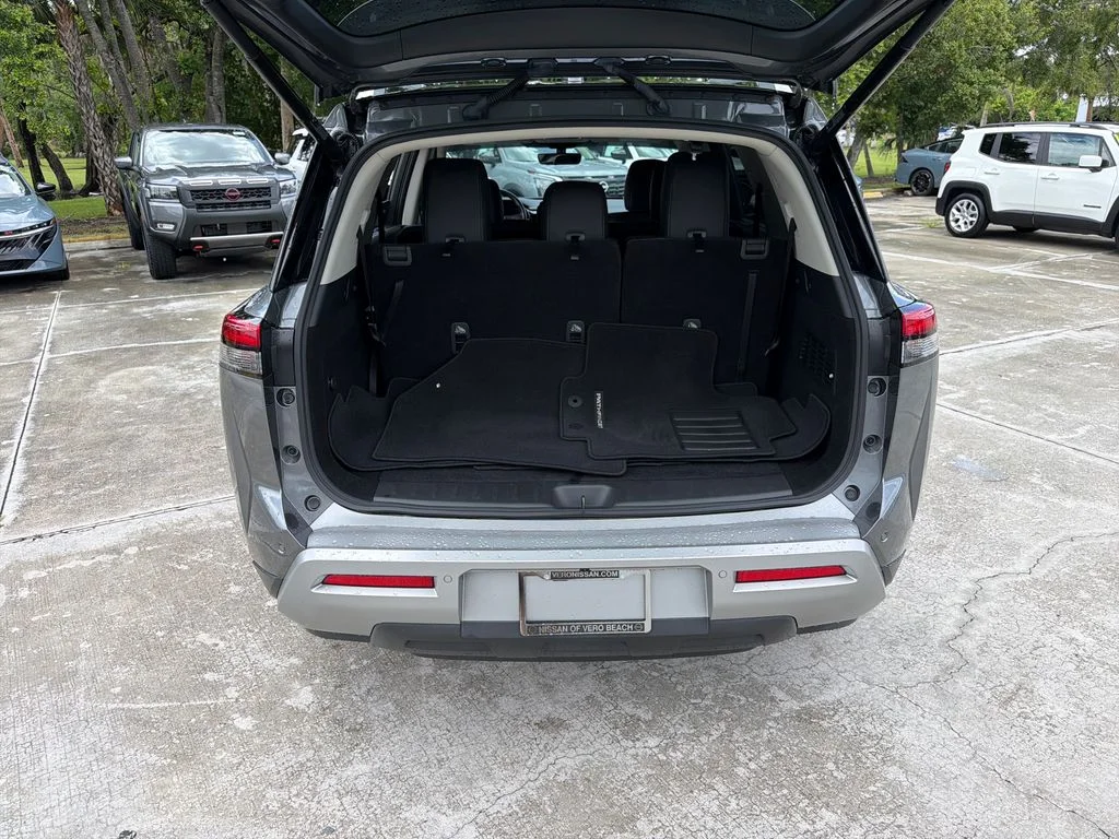 2023 Nissan Pathfinder SL - Photo 34