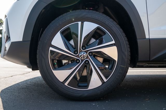 2025 Volkswagen Taos SE - Photo 7