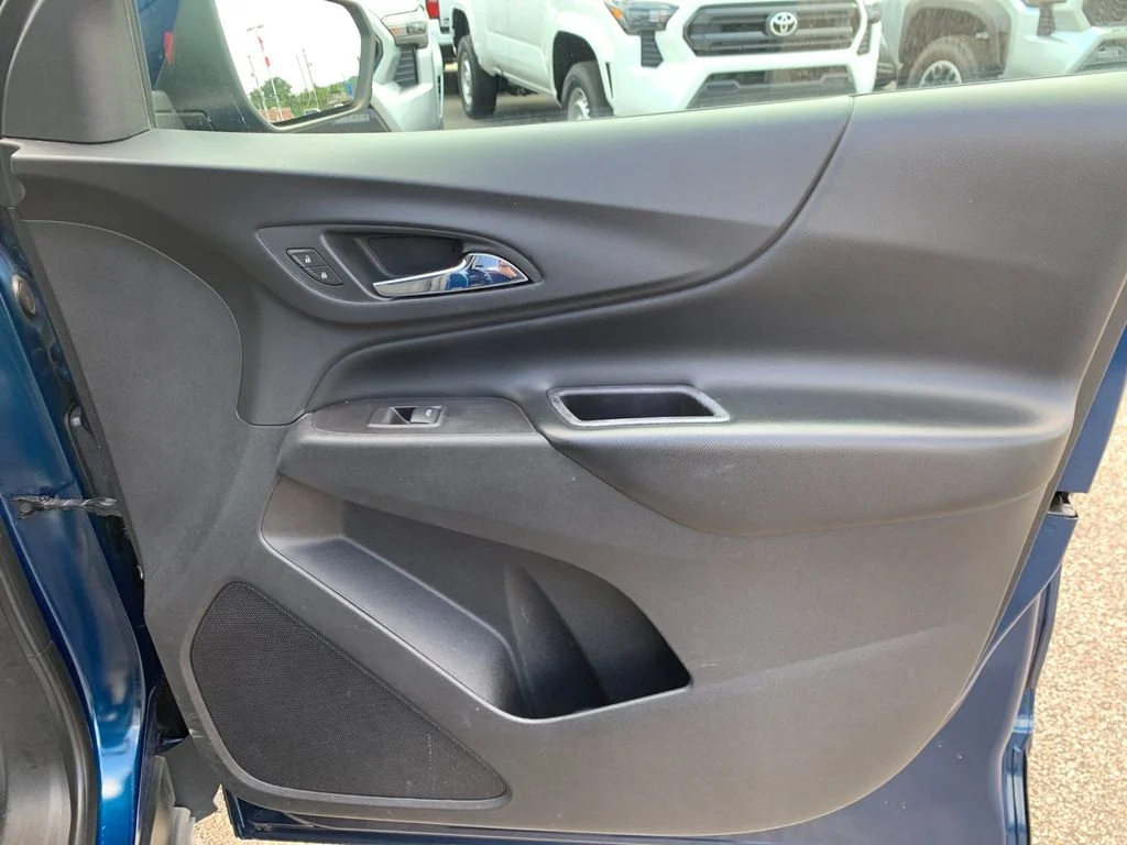 Used 2020 Blue Chevrolet LT image 19