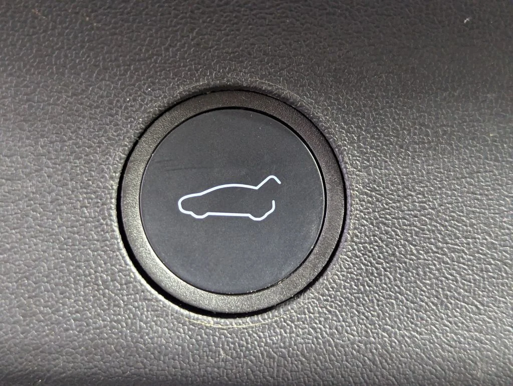 Used 2022 Black Tesla Long Range image 20