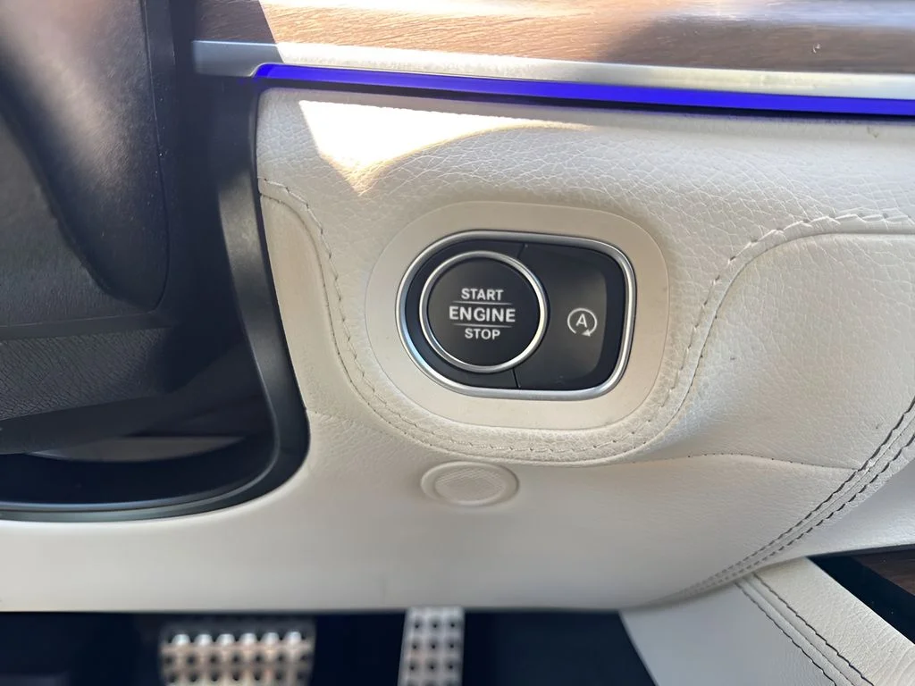 Used 2021  Mercedes-Benz GLS 580 image 23