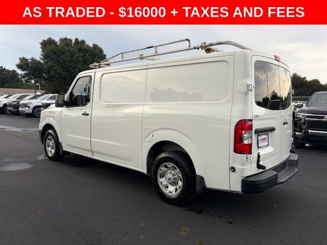 Used 2020 White Nissan SV image 4