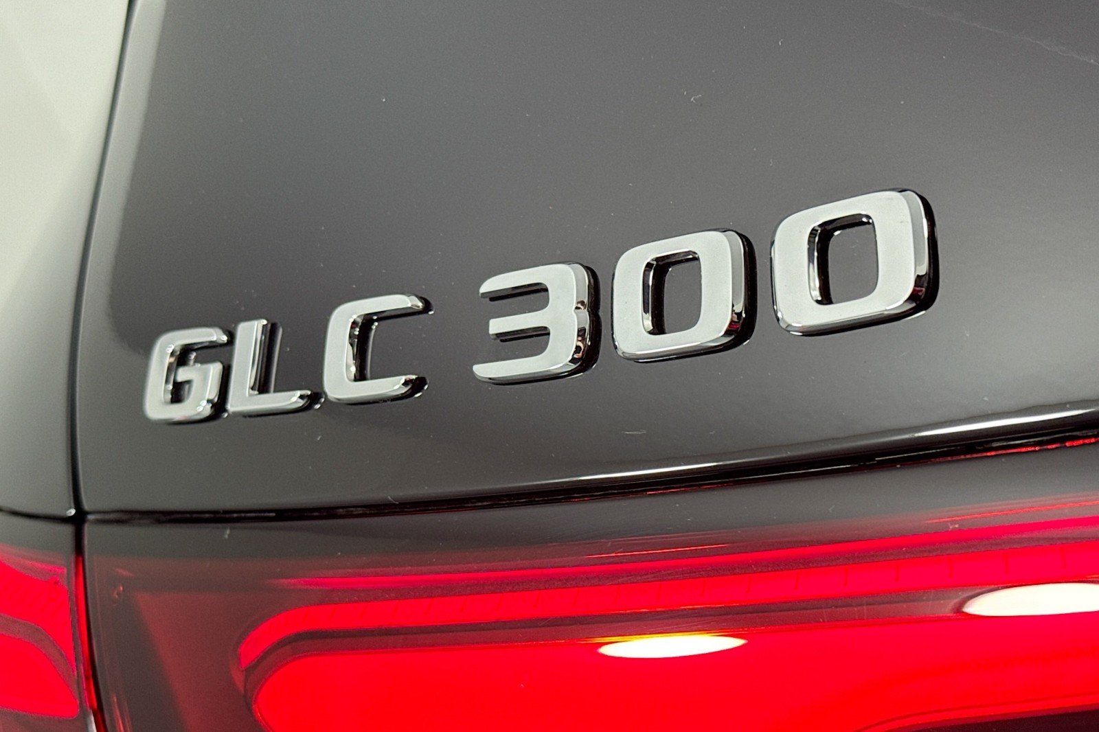 New 2026 Black Mercedes-Benz GLC 300 4MATIC® SUV image 8