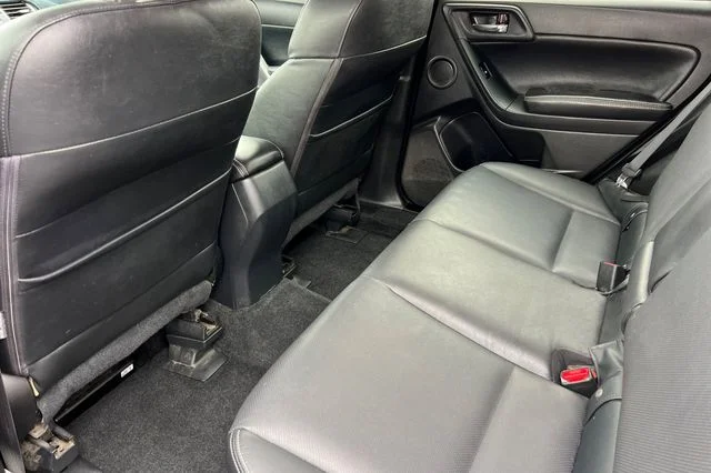 Used 2016 Burnished Bronze Metallic Subaru 2.5i Limited image 15