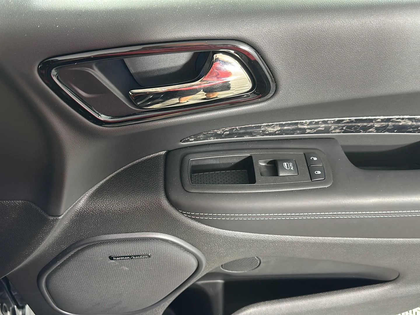 Used 2021 DB Black Clearcoat Dodge SRT Hellcat image 5