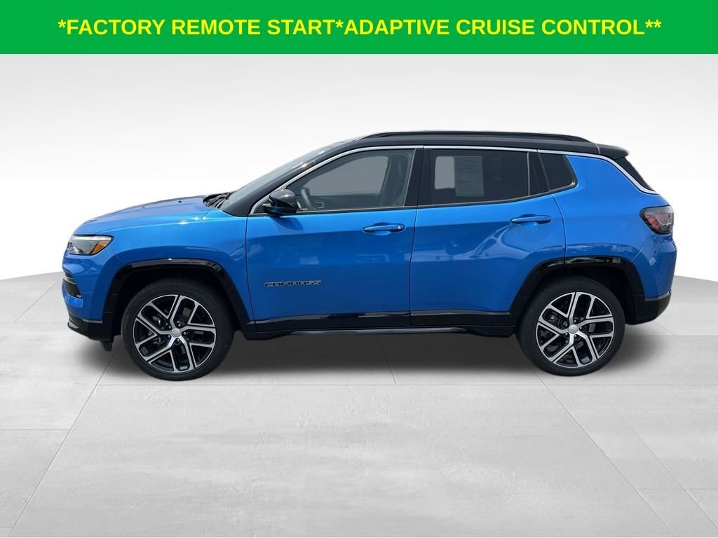 Used 2024 Hydro Blue Pearlcoat Jeep Limited image 6