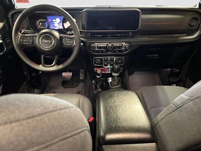 Used 2024 Green Jeep Rubicon image 11