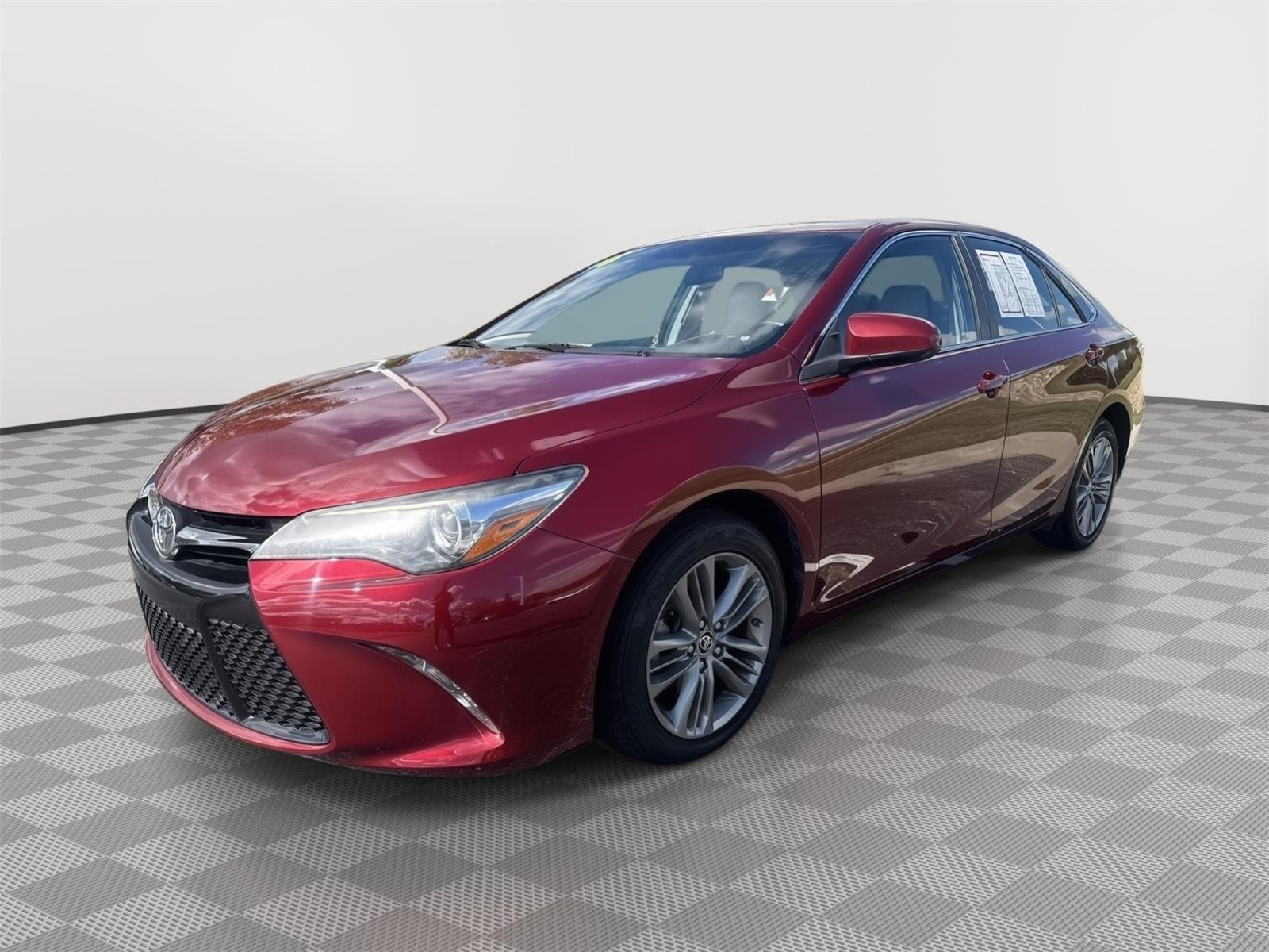 Certified 2016 Toyota Camry XLE with VIN 4T1BF1FK2GU525159 for sale in Kansas City