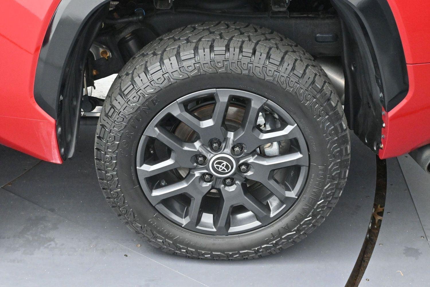 Used 2024  Toyota Platinum Hybrid image 33