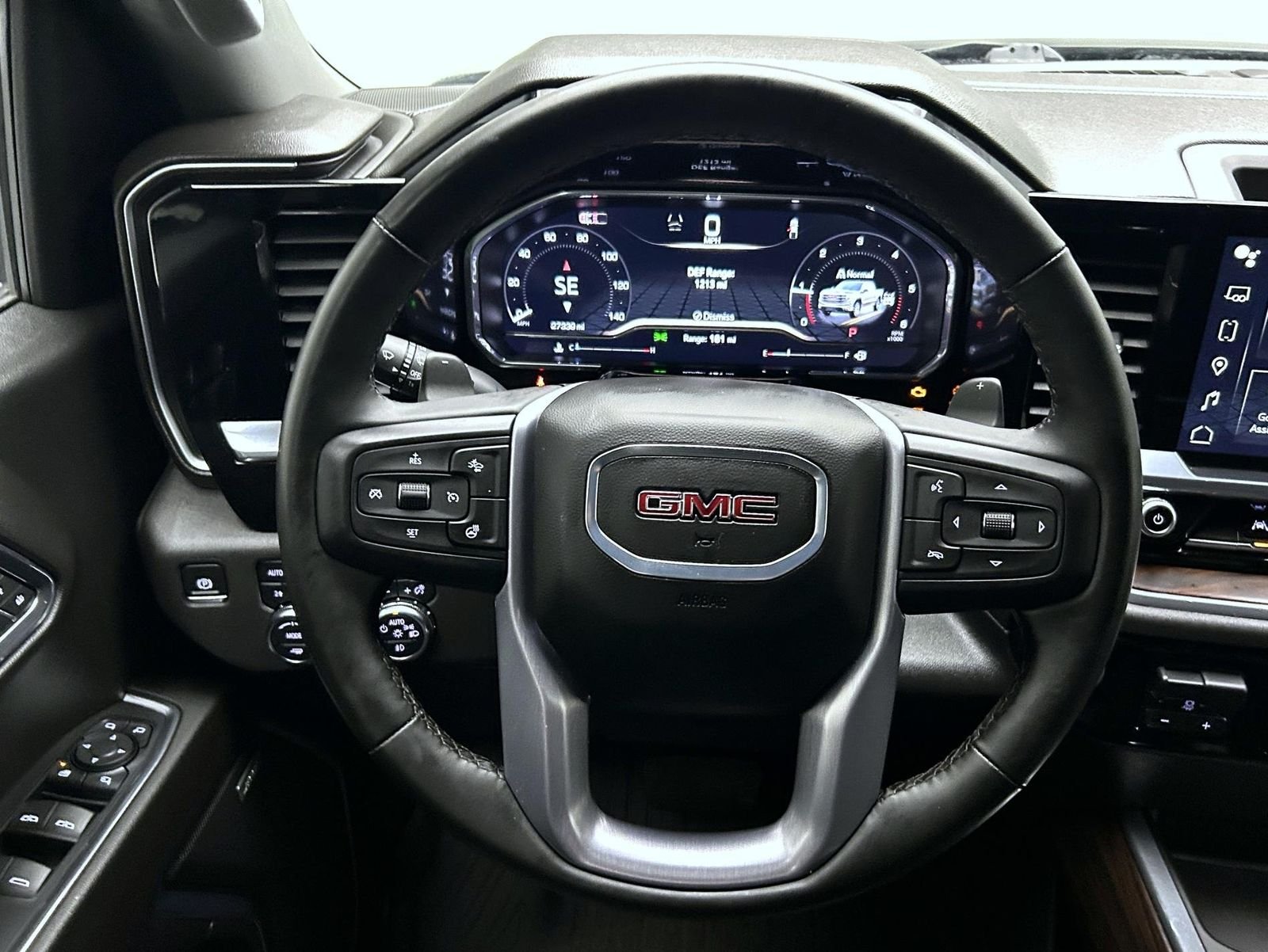 Used 2024 Black GMC SLT image 12