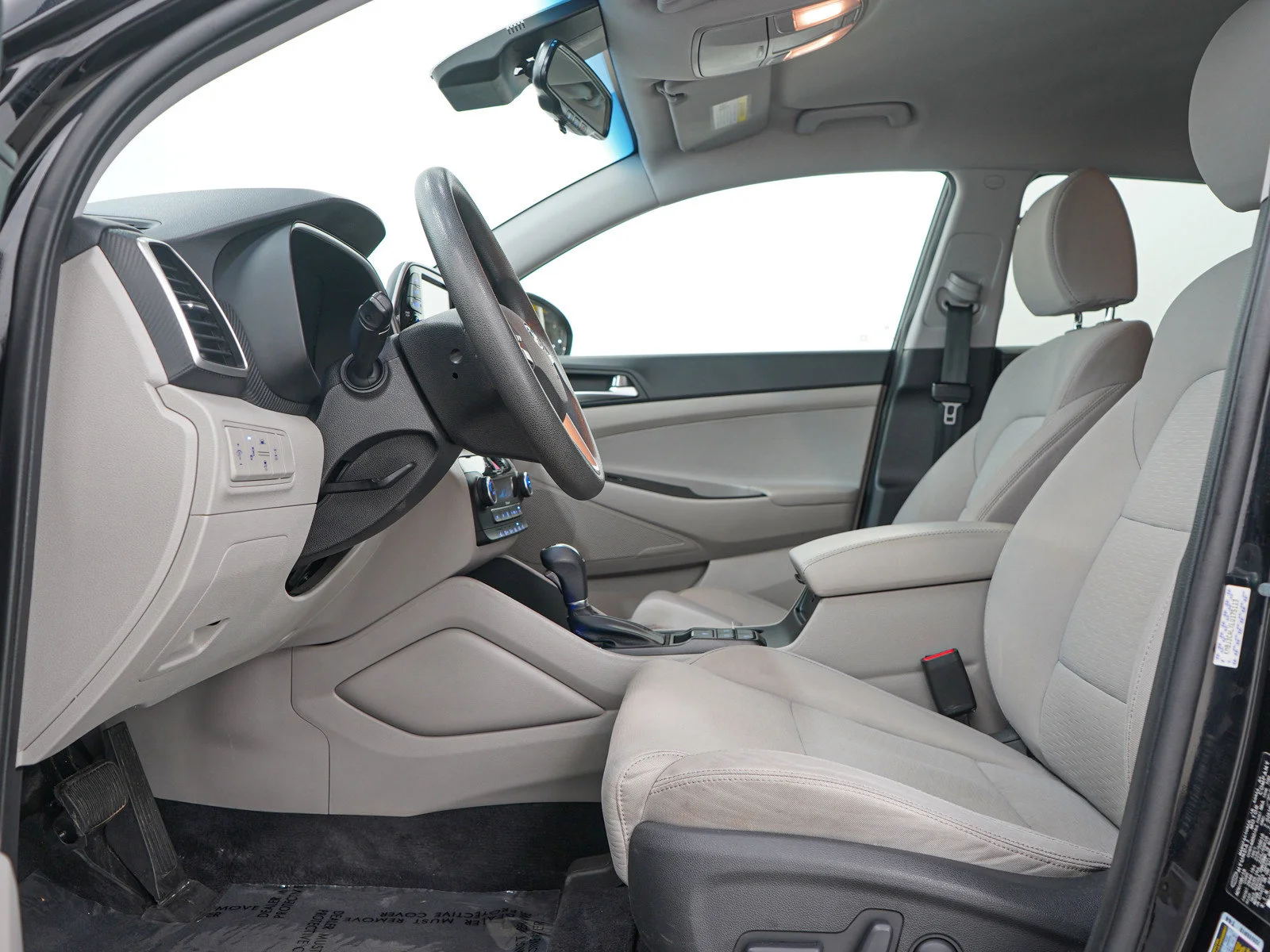 Used 2020 Black Noir Pearl Hyundai SEL image 17
